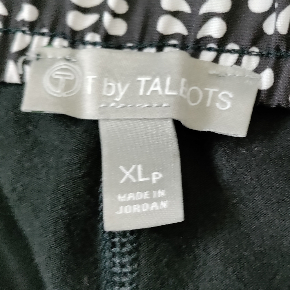 T By Talbots Geometric Print Xlp Skort - image 3